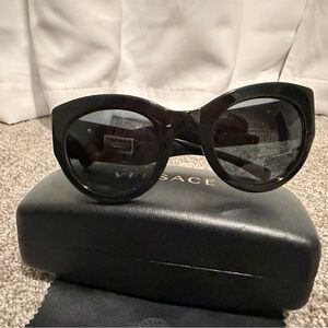Versace Glossy Black Women's Sunglasses
